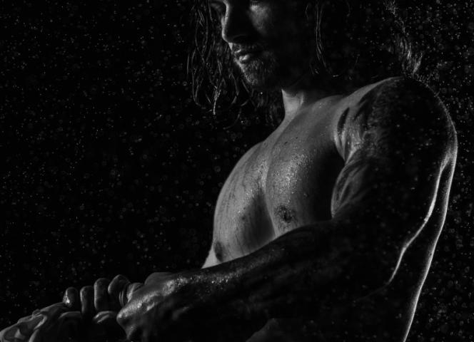 Learning to do pull-ups - useful qualities of chin-ups