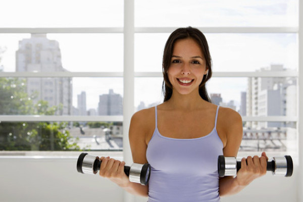 Typical mistakes when working with dumbbells